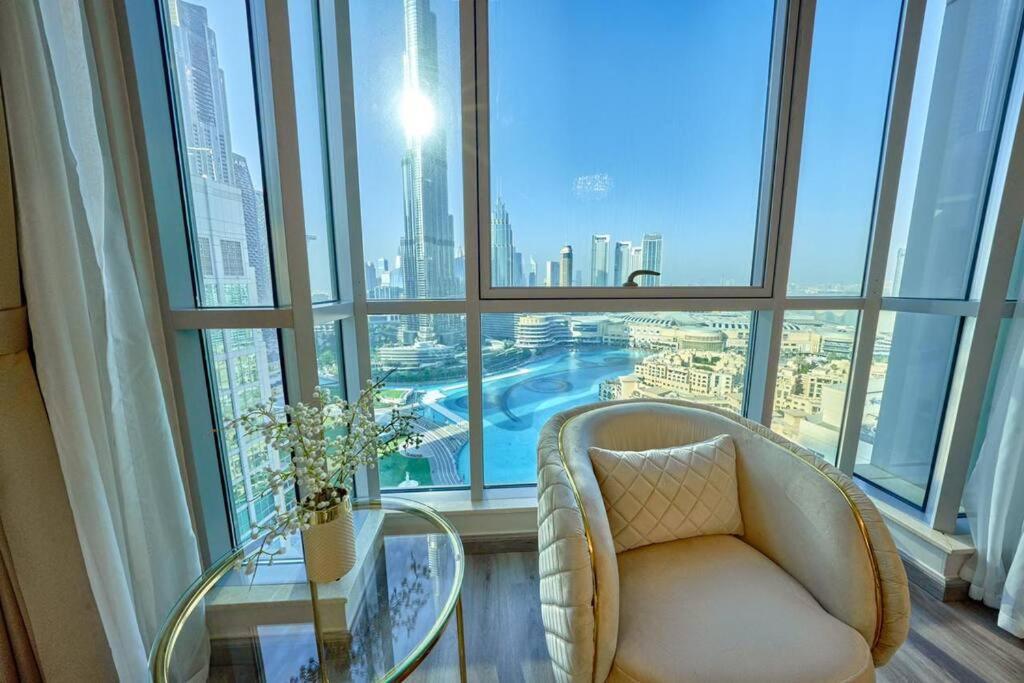 Appartamento Magnificent Luxury 3Br With Amazing Burj & Fountain View Dubai Esterno foto