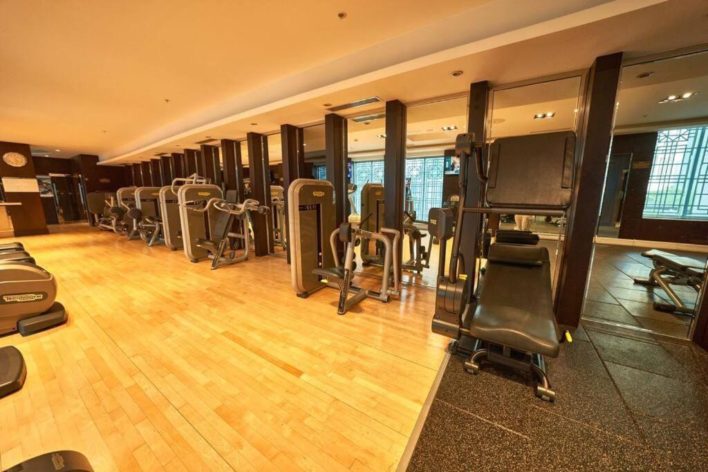 Appartamento Magnificent Luxury 3Br With Amazing Burj & Fountain View Dubai Esterno foto